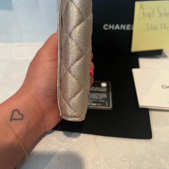 Chanel - Picture 7 of 16